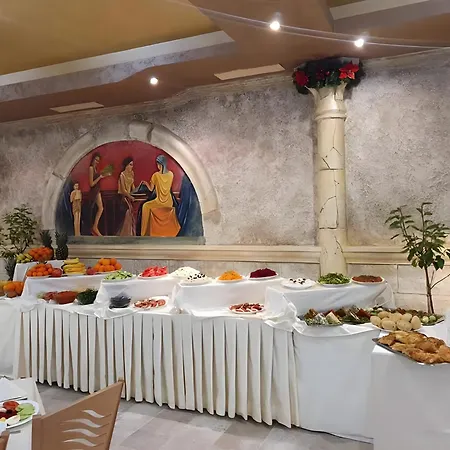 Balneo & Aura Hotel