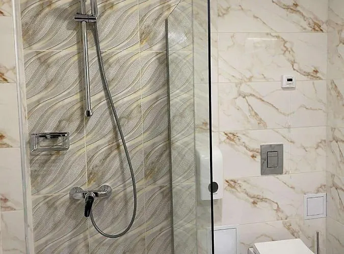 Хотел балнео и аура