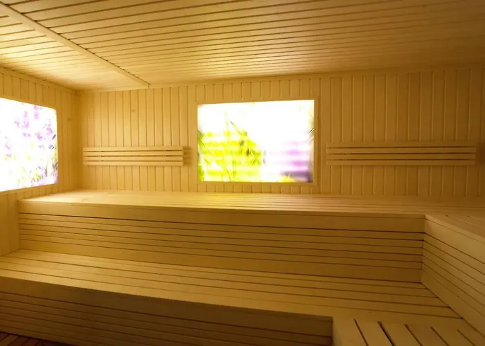 балнео и аура 3*